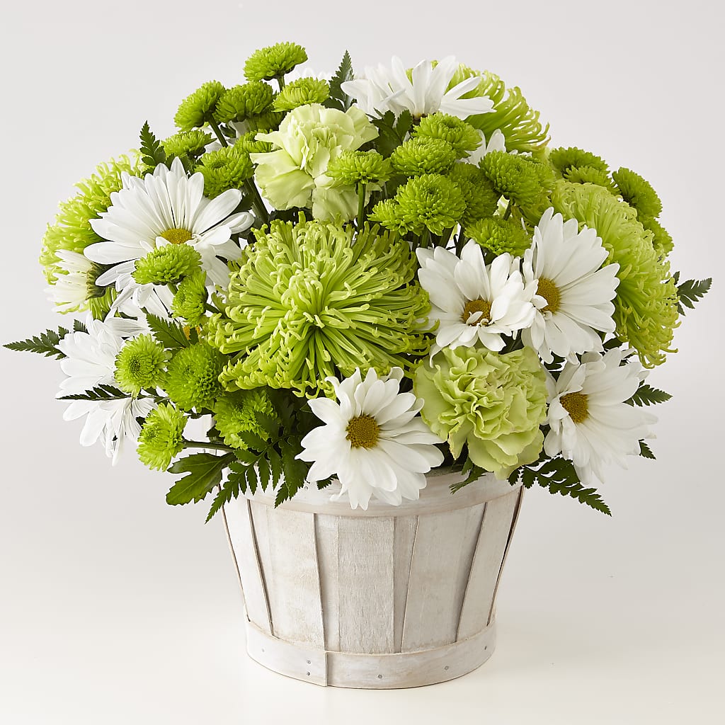 Lucky Charm Basket (Standard) – Joy Flowers, Hicksville NY