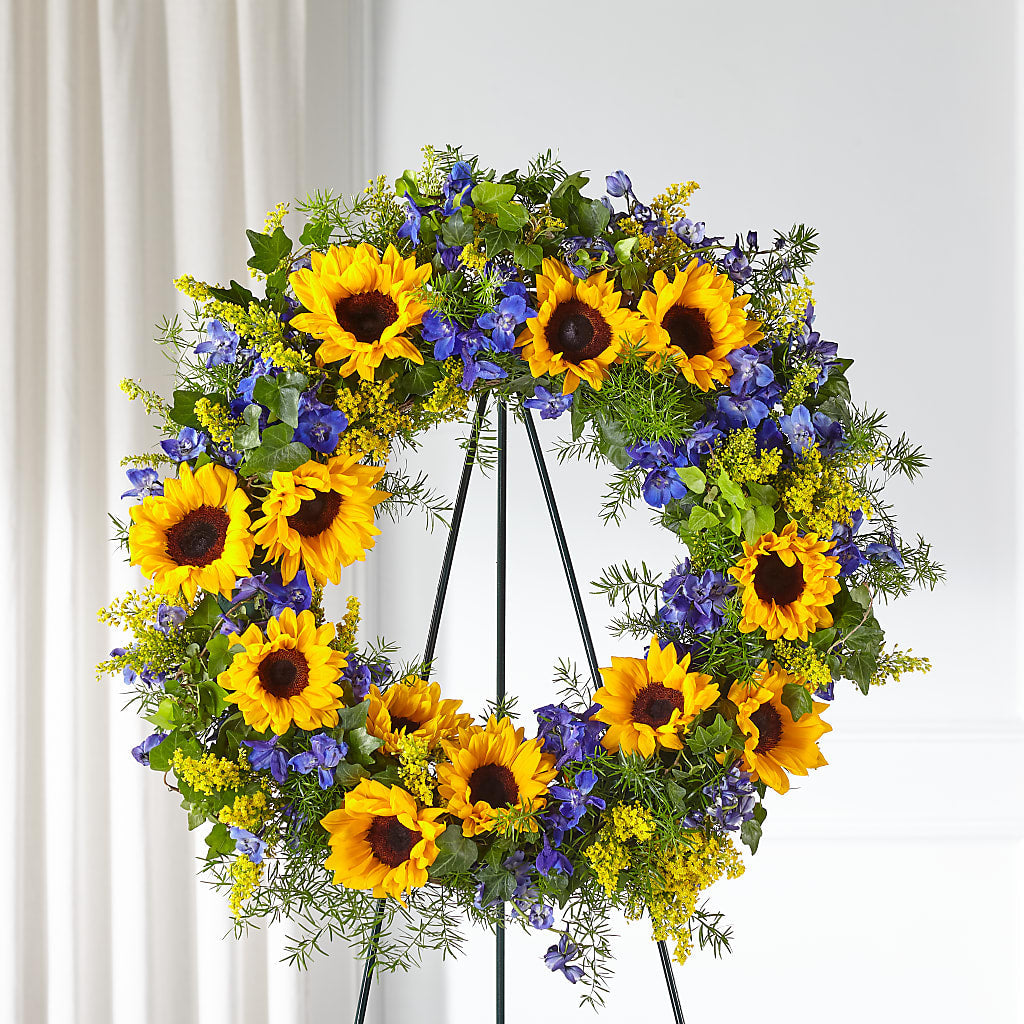 Bright Rays Wreath – Joy Flowers, Hicksville NY