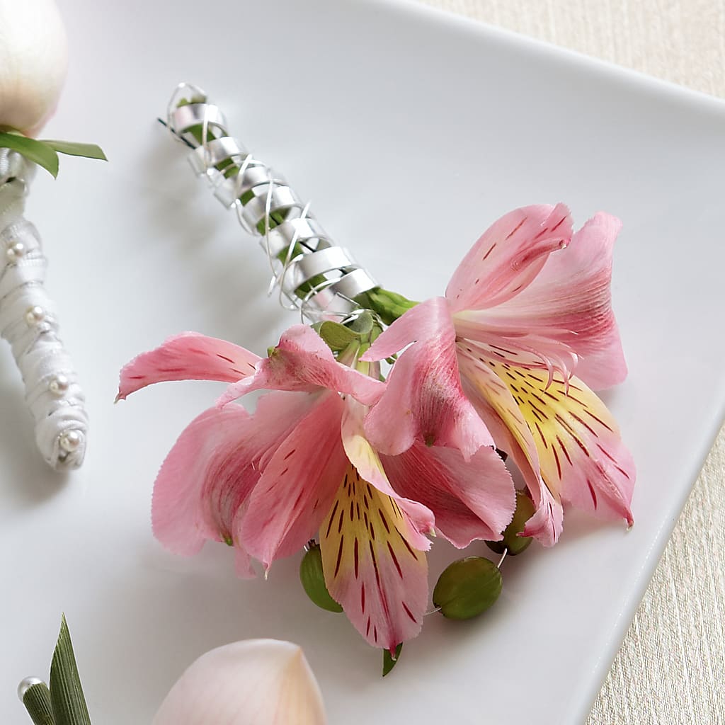Pink Peruvian Lily Boutonniere – Joy Flowers, Hicksville NY