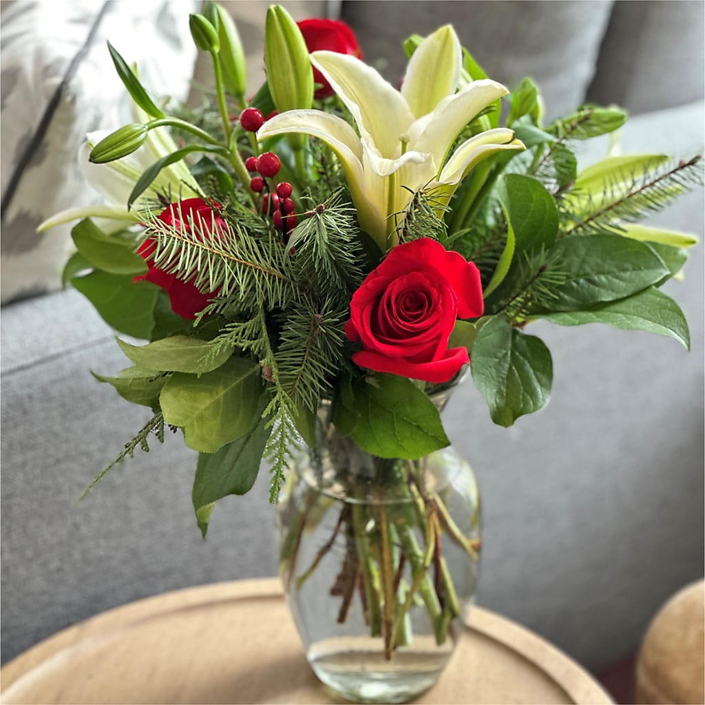 Sparkling Snowflakes Bouquet –  Joy Flowers, Hicksville NY